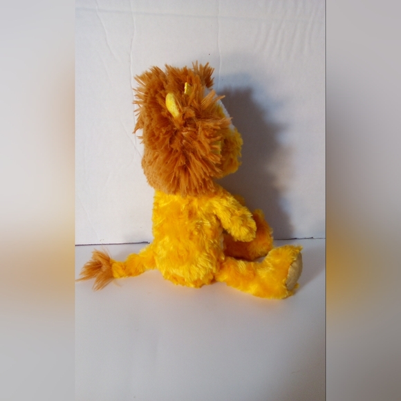 Make Believe Ideas Ltd Lion Rattle Stuffed Animal Plush - Picture 4 of 10